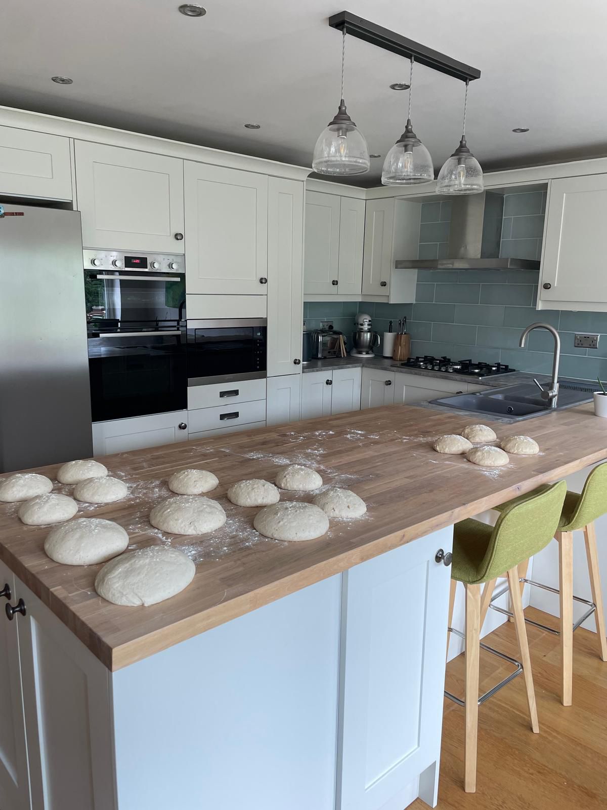 Uform shaker kitchen in cream
